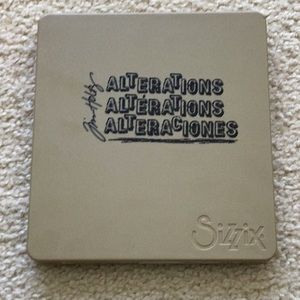 SIZZIX / TIM HOLTZ “Reindeer Flight” die